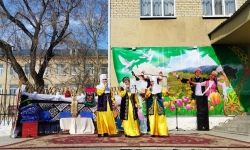 Наурыз мерекем – Наурыз берекем